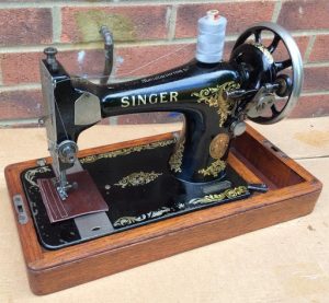 Different Types of Industrial Sewing Machines and Their Use